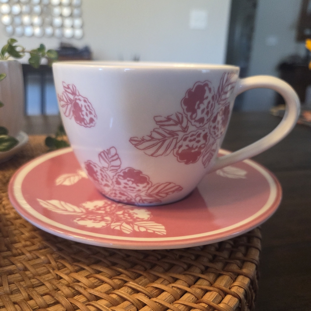 Set of 2 Starbucks 2007 Coffee & Tea Mugs - Picture 2 of 15